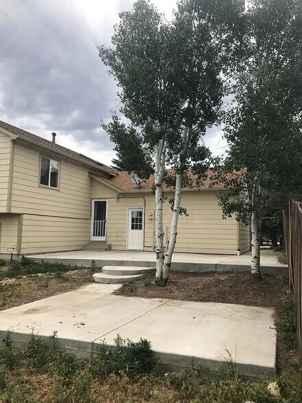 Building Photo - 5055 Victory Road