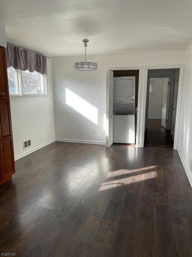 Building Photo - 31 Kingston Rd