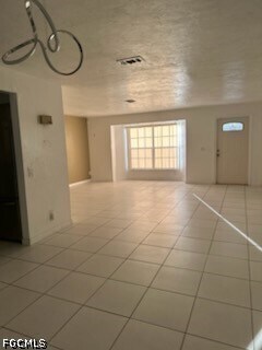 Building Photo - 381 Melody Ct