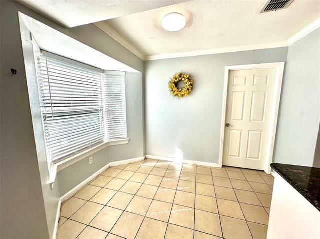 Building Photo - 9007 Arbor Wood Dr