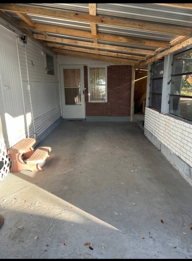 Primary Photo - 931 Chandrika Pl