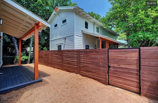 Primary Photo - 4718 Depew Ave