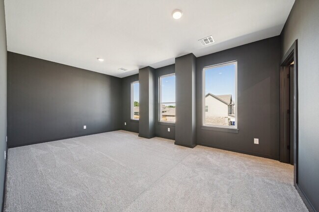 Building Photo - Modern 4/2.5 New Construction