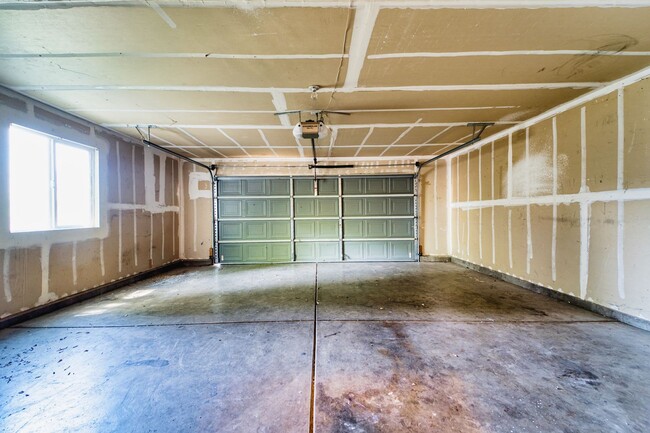 Building Photo - 0381