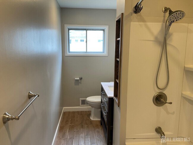 Building Photo - 3092 Bordentown Ave