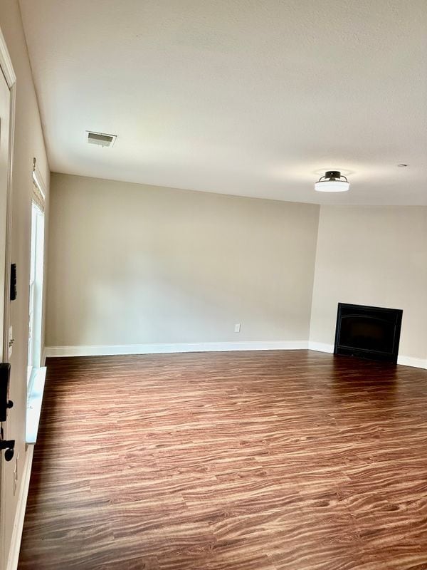 Building Photo - 1114 Maple Tree Ln