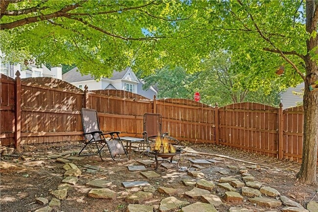 Building Photo - 347 Ivy Glen Cir