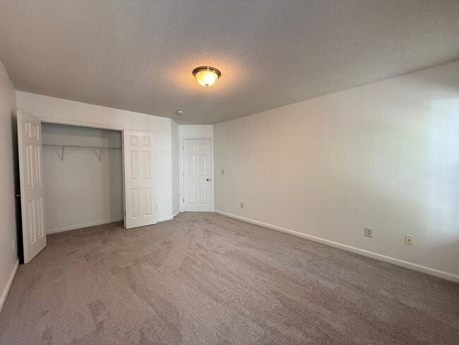 Building Photo - 1148 Academic Dr