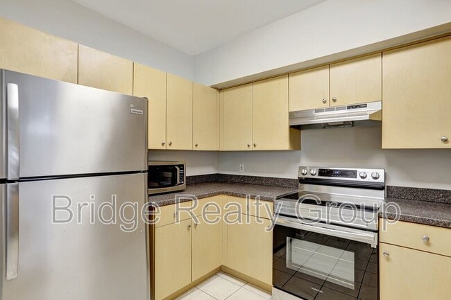 Building Photo - 735 Siena Palm Dr