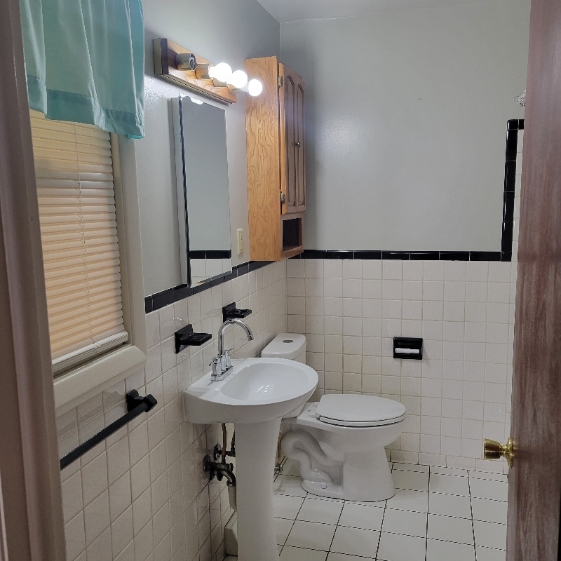 Building Photo - 17 Quarry Dr