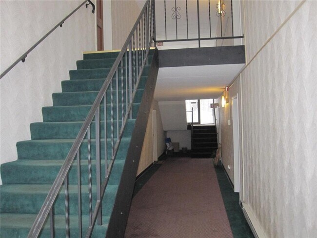 Building Photo - 208 Alabama St