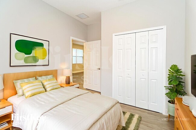 Building Photo - 121 Dailey St SE