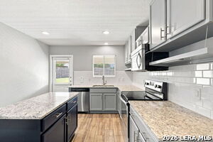 Building Photo - 24211 Invitation Oak