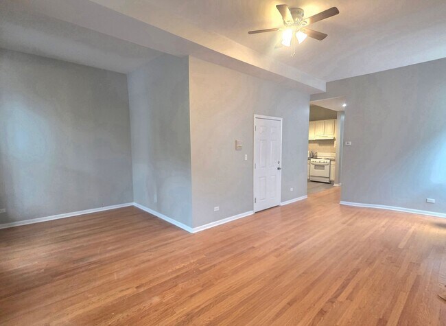 Building Photo - 1507 N Hudson Ave
