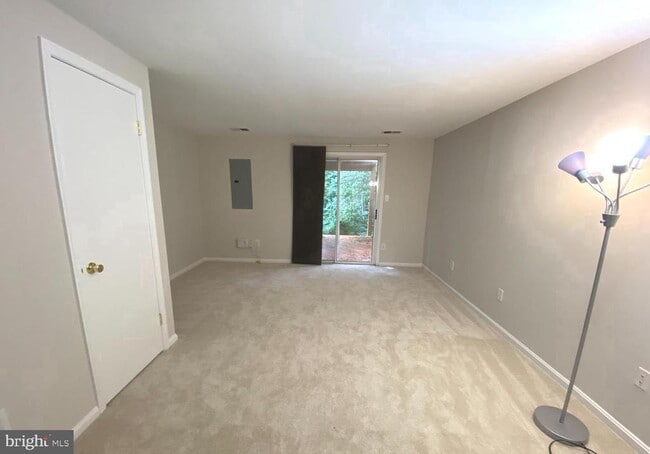 Building Photo - 11198 Silentwood Ln