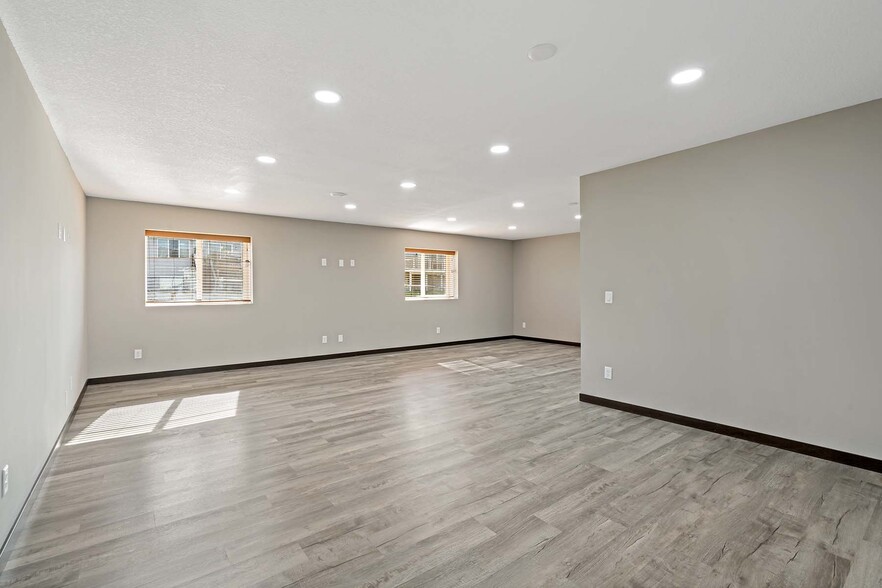 Building Photo - 7713 Lambert Cir NE