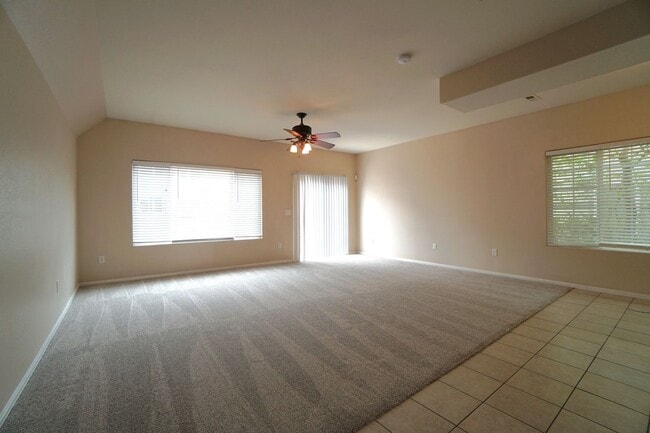 Building Photo - 862 Red Thistle View