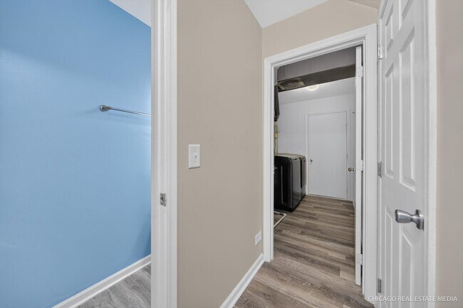 Building Photo - 152 Brittany Dr
