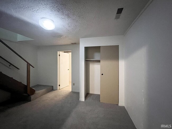 Building Photo - 513 Graham Pl