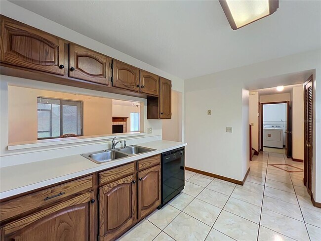 Building Photo - 4119 Waterview Loop