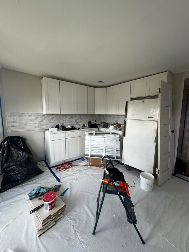 Building Photo - 35 N Corona Ave