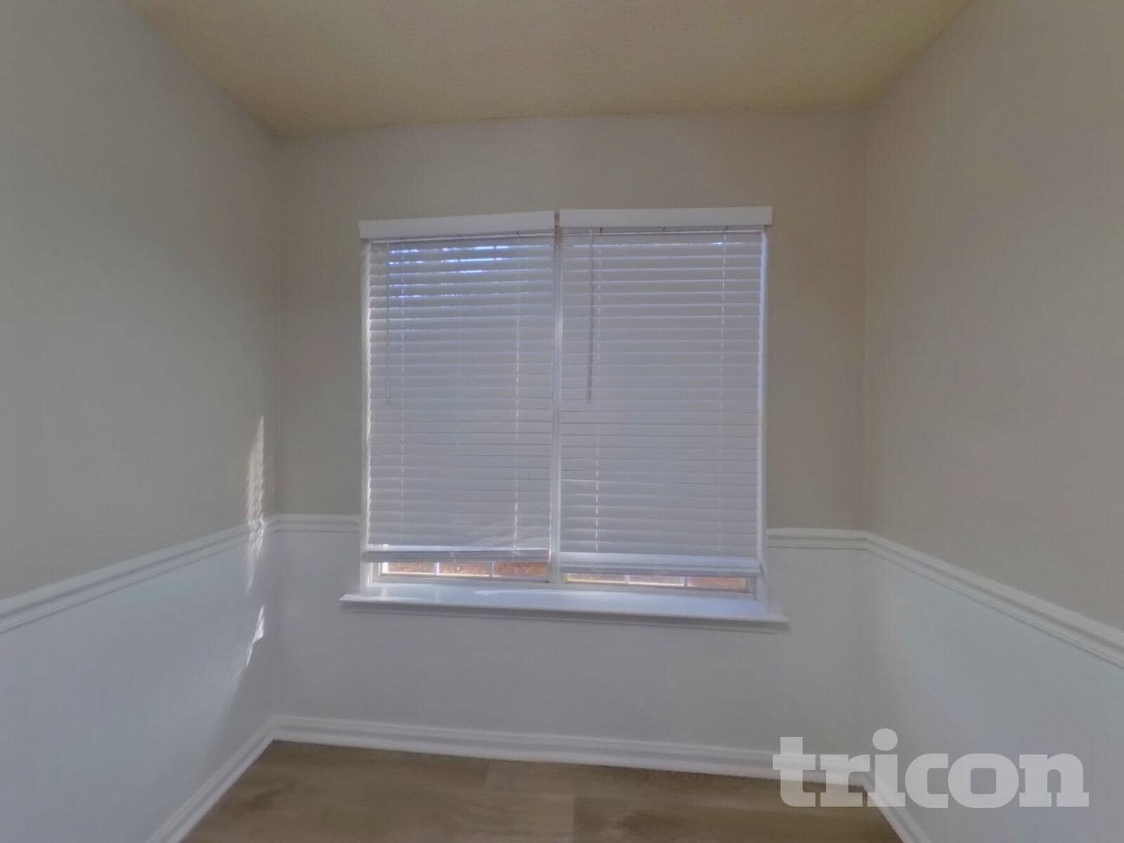 Building Photo - 421 Washington Dr