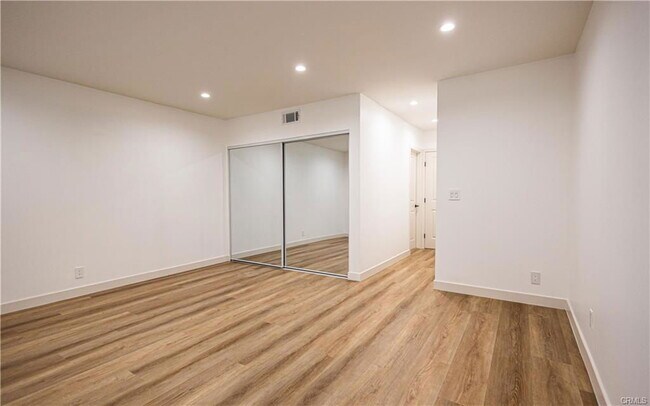 Building Photo - 22257 MacFarlane Dr