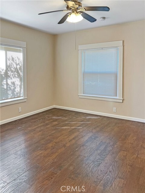 Building Photo - 1254 N Raymond Ave