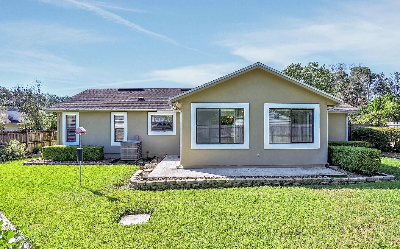 Building Photo - 3455 Remler Dr S