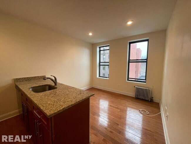 Building Photo - 1520 Saint Nicholas Avenue