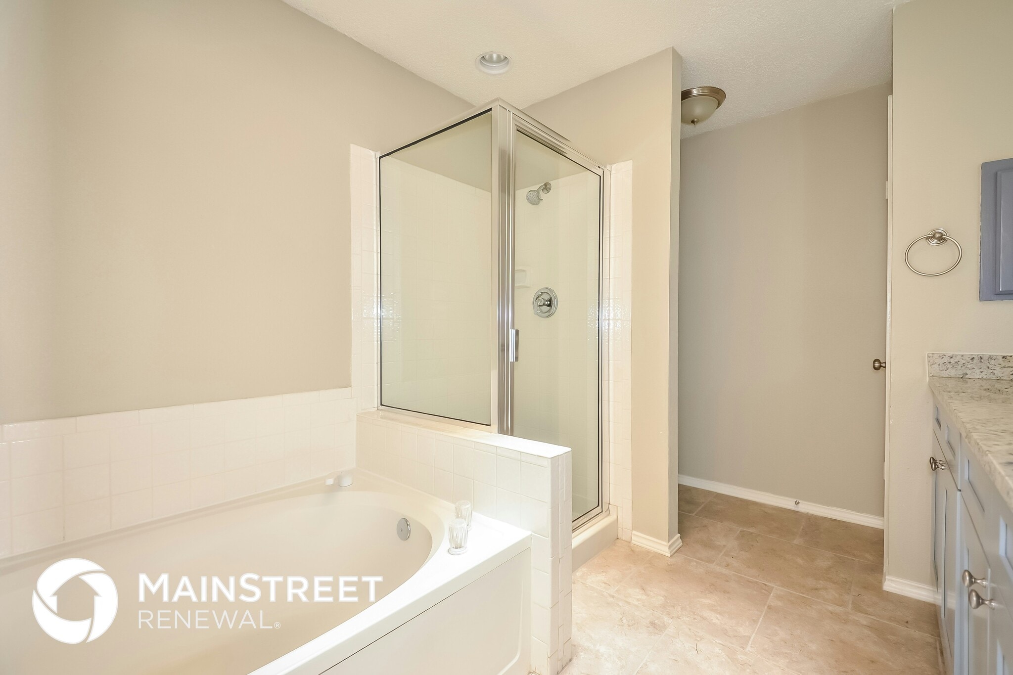 Building Photo - 10743 Mustang Ridge