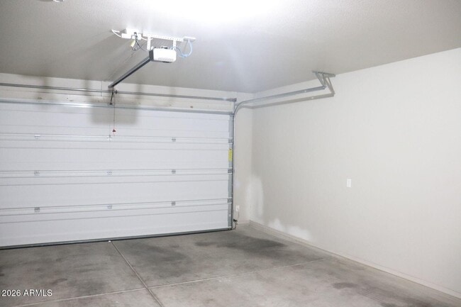 Building Photo - 288 Brookhaven Pl