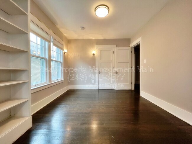 Building Photo - 1525 Edison St