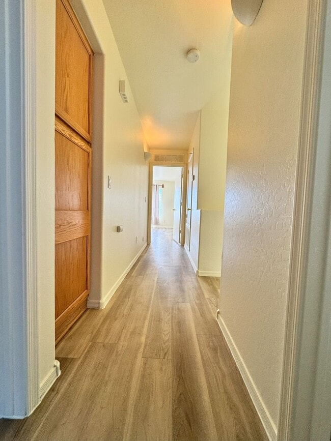 Building Photo - ASHLEY HEIGHTS 3 BEDROOM WITH HUGE BACKYARD