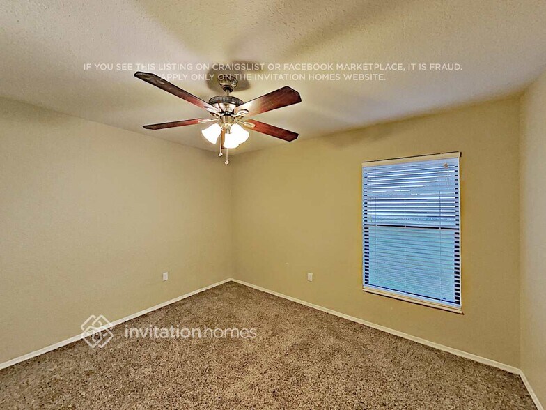 Building Photo - 5193 Ashwood Dr