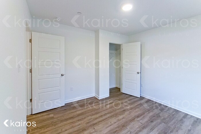 Building Photo - 11365 Camden Ct Cir