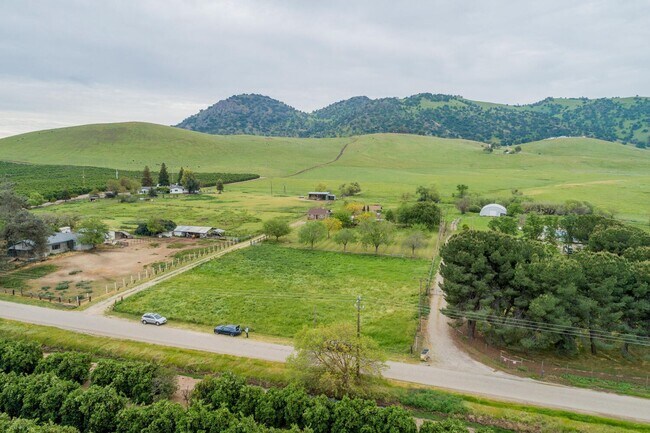 Building Photo - Peaceful Country Casita in the Foothills – 1 Bed / 1 Bath