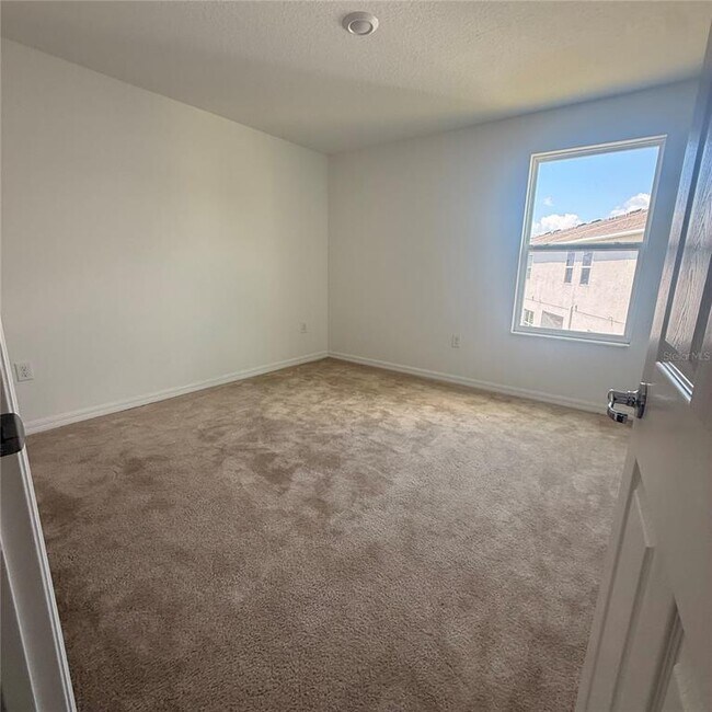 Building Photo - 3520 Beau Rd