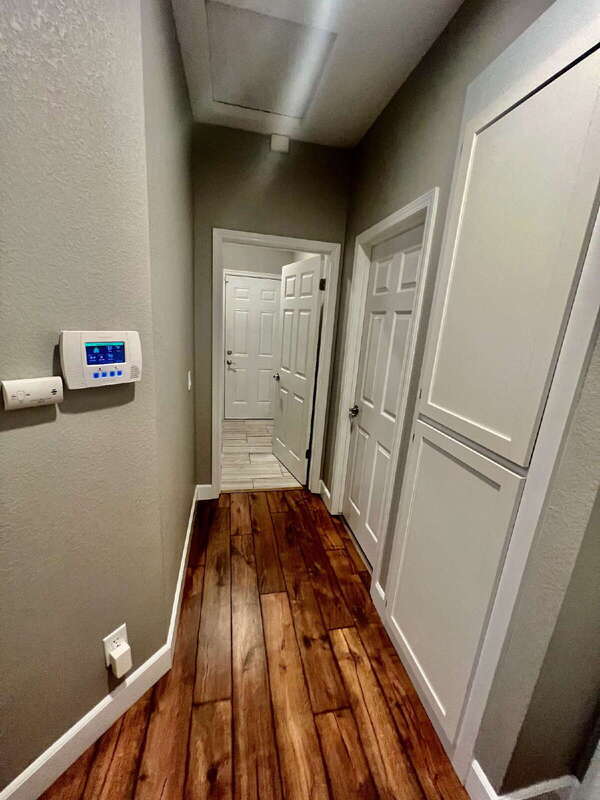 Building Photo - 1605 Paseo Flores Dr