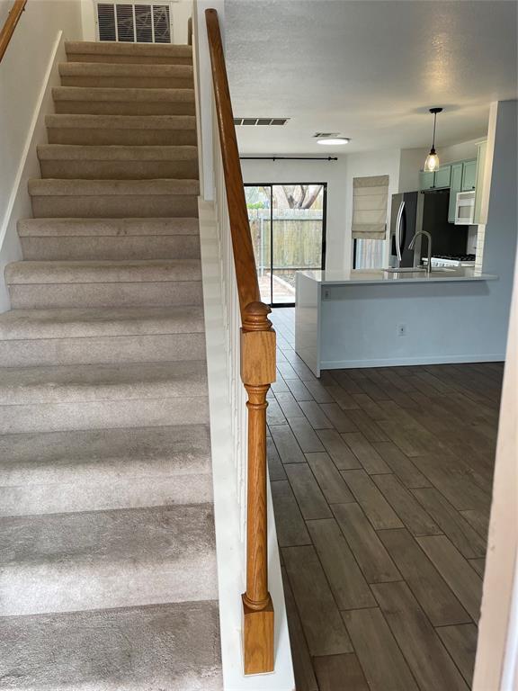 Building Photo - 11901 Swearingen Dr