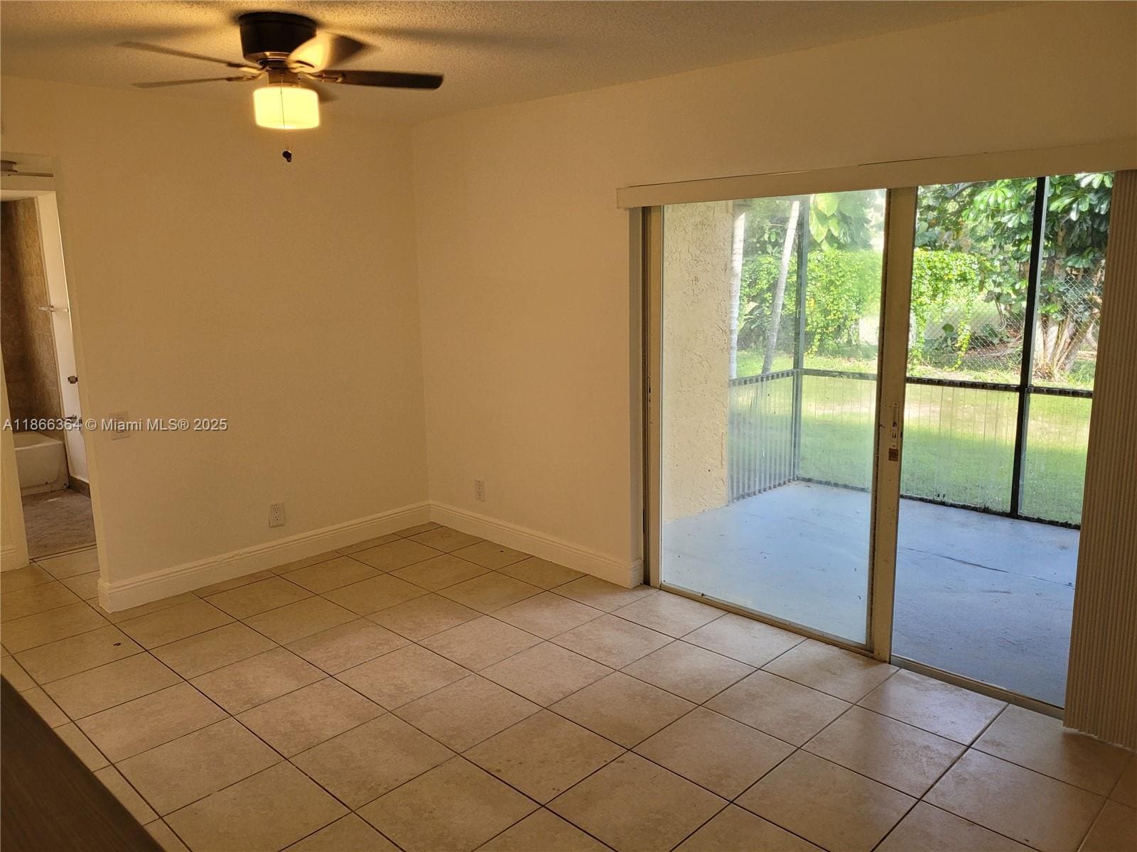 Building Photo - 4455 Treehouse Ln