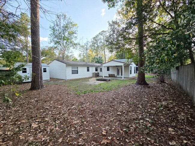 Building Photo - Beautiful 3/2 in Springtree