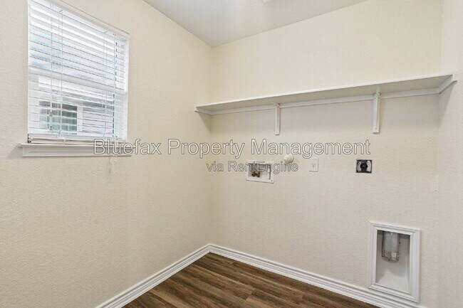 Building Photo - 15214 Ohare Landing
