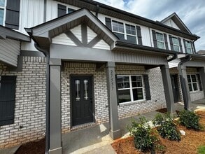 Building Photo - New Construction in great location