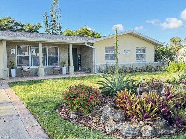 Primary Photo - 4528 Country Club Blvd