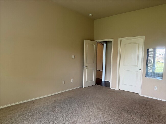 Building Photo - 10919 Starling Creek Dr