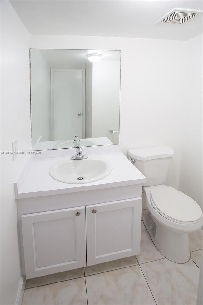 Building Photo - 14378 SW 96th Terrace