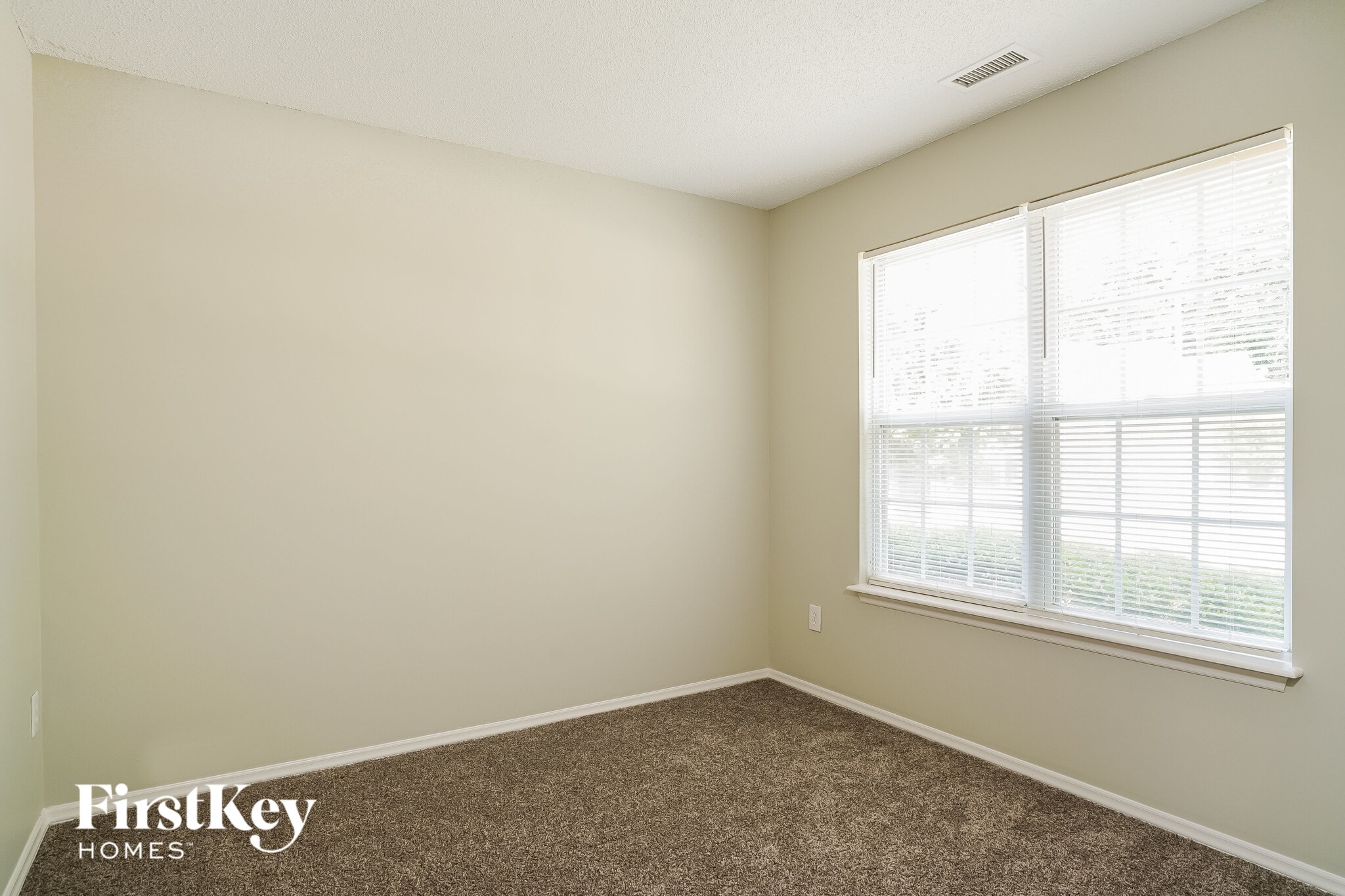 Building Photo - 6220 Saybrooke Dr