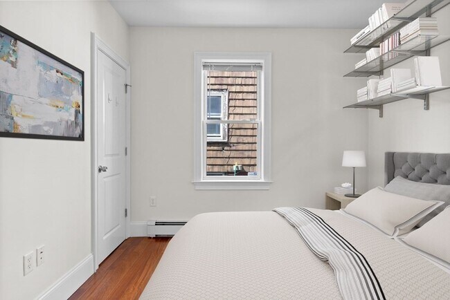 Building Photo - 175 Elm St