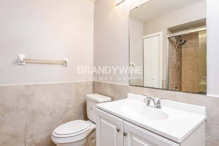 Building Photo - 6813 Westborough Ln